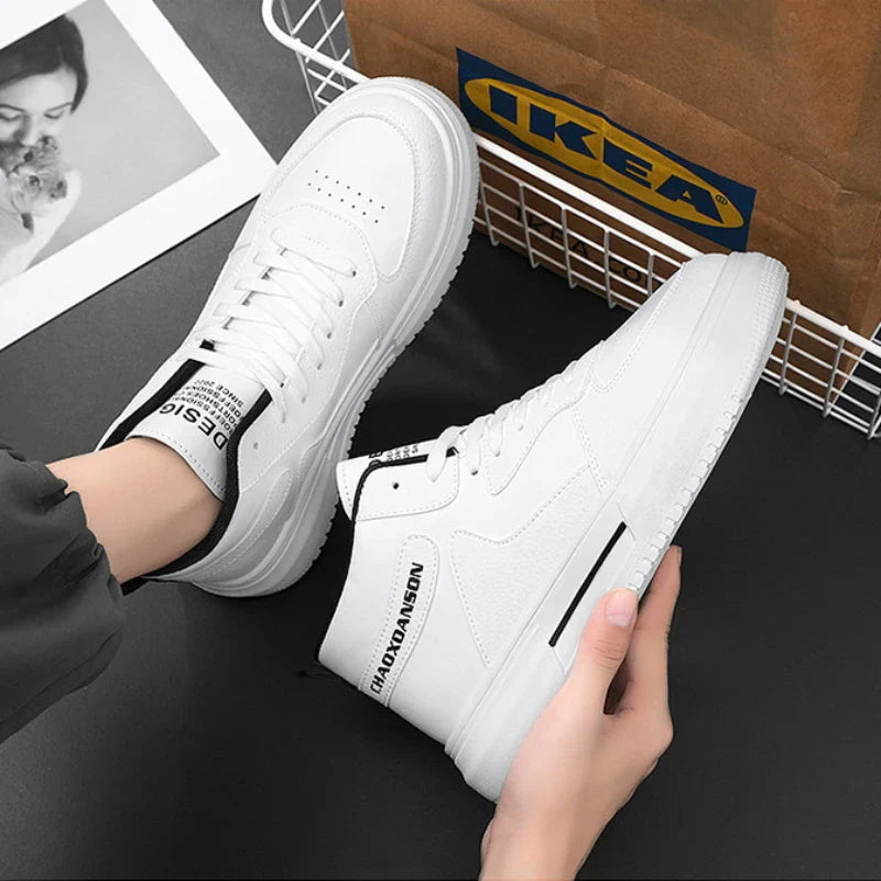 ELEGANTIEE | Sneakers in pelle da uomo: Comfort e stile