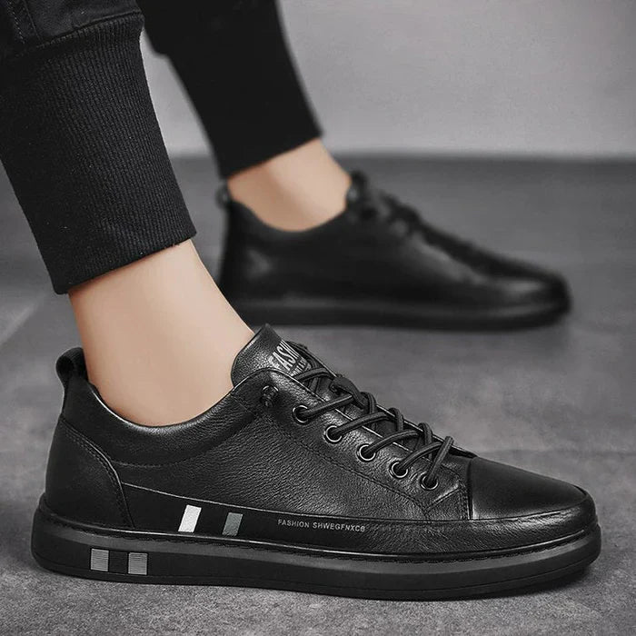 ELEGANTIEE | Sneakers in vera pelle ©