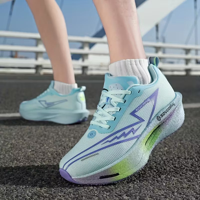 SovCueley Carbon Fiber Running Sneaker | Elegantiee